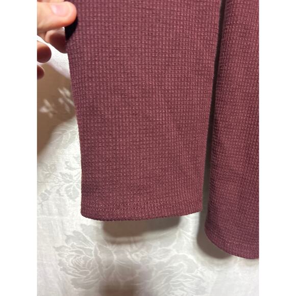 Torrid Top 2 2X Burgundy Thermal Waffle Knit Lace Detail Peplum Babydoll - Picture 2 of 9